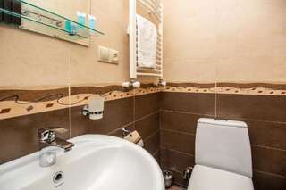 Отель Lowell Hotel Тбилиси Стандартный двухместный номер с 1 кроватью-5