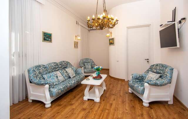 Отель Lowell Hotel Тбилиси-14