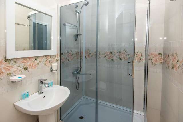 Отель Lowell Hotel Тбилиси-34